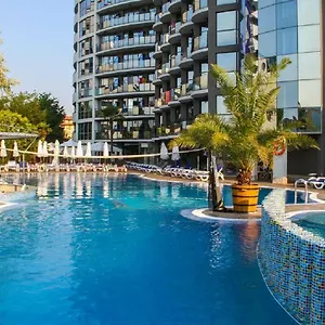 Smartline Meridian Hotell Slăntjev Brjag